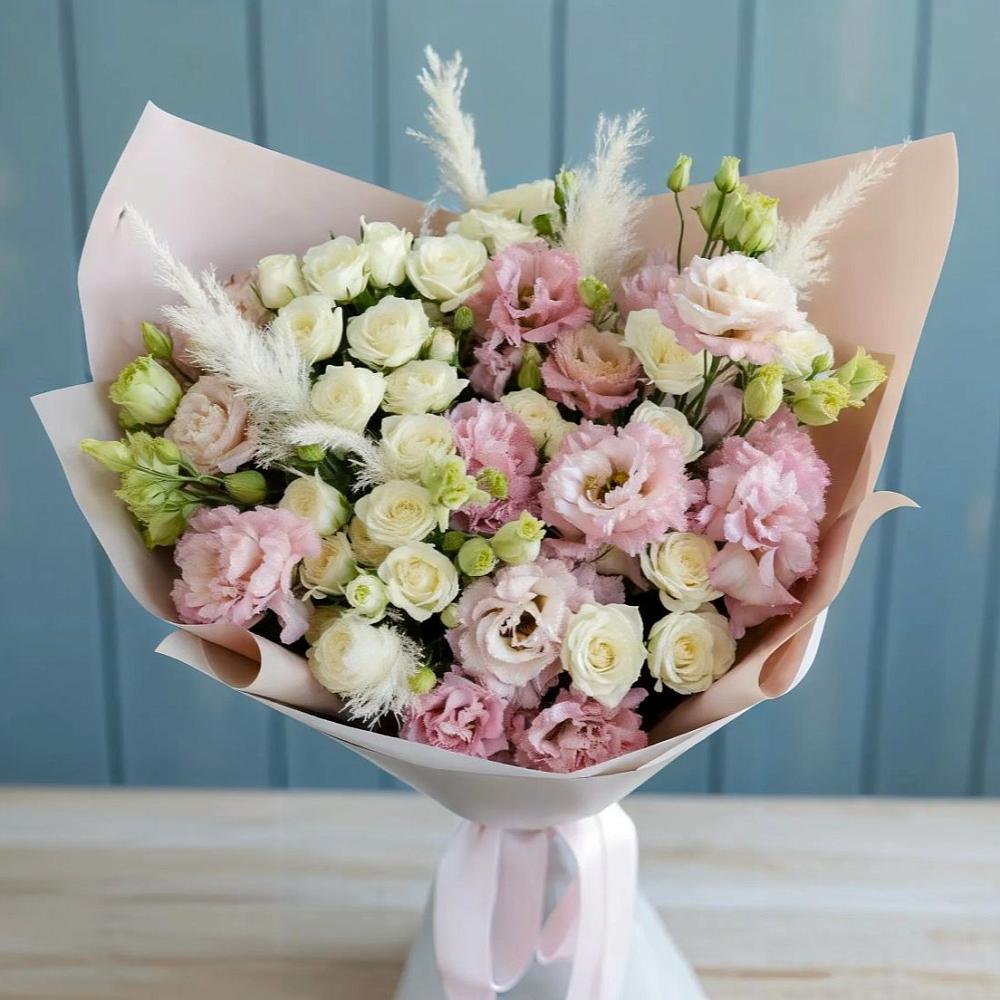 Букет цветов из: Альстромерии и Розы во Всеволожске