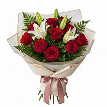Букет цветов из:  Лилии и Розы во Всеволожске