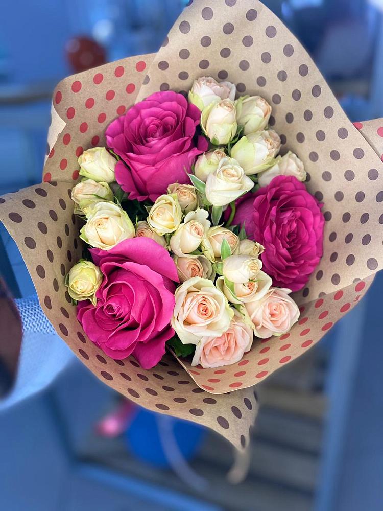 Букет цветов из: Розы во Всеволожске