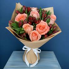 Букет цветов из:  Розы и Альстромерии #REPLACE_PRED# Всеволожске