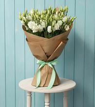 Букет цветов из:  Лизиантусы во Всеволожске