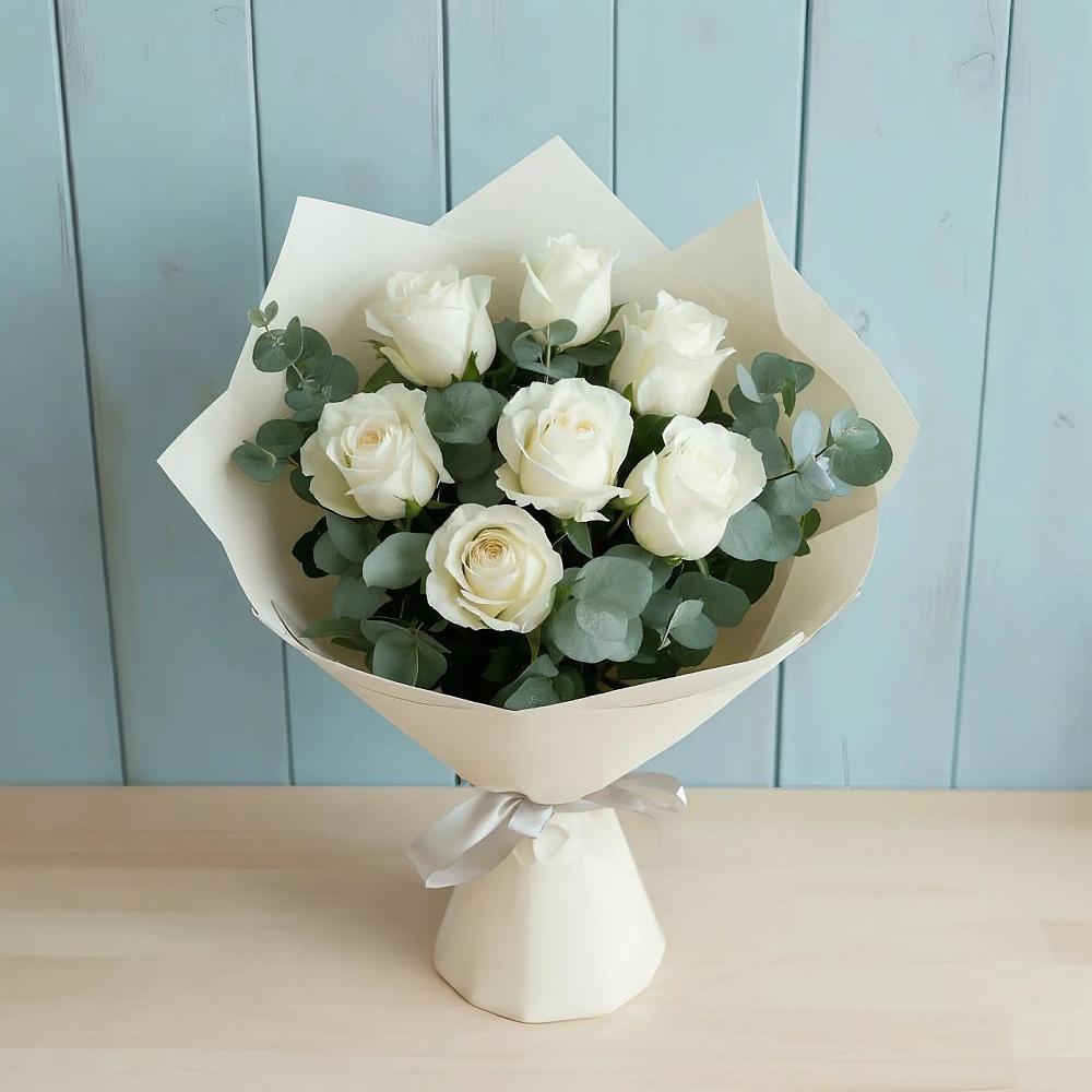 Букет Белые розы в Эвкалипте во Всеволожске