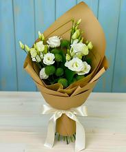 Букет цветов из:  Хризантемы и Лизиантусы #REPLACE_PRED# Всеволожске