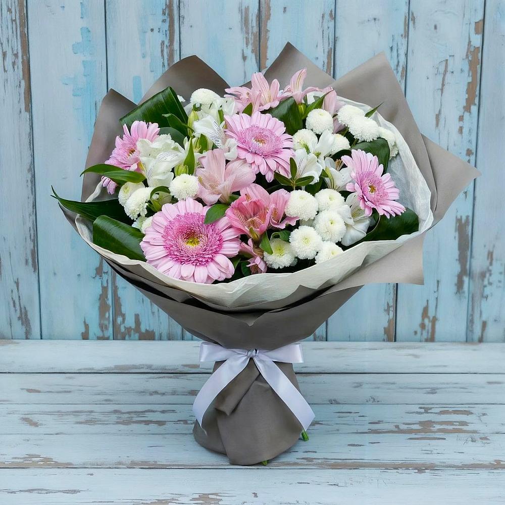 Букет цветов из: Герберы, Альстромерии и Хризантемы во Всеволожске