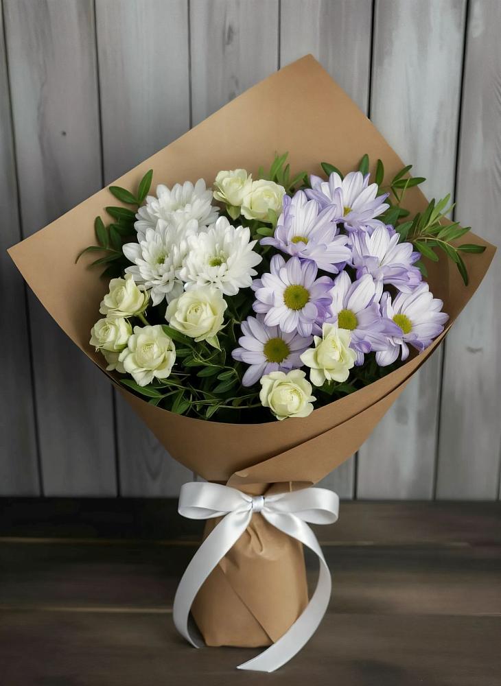 Букет цветов из: Хризантемы и Розы во Всеволожске